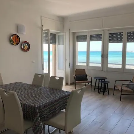 아파트 Viva Vista Mare Trilo Primo Piano *